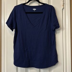 Old Navy Everywear Navy Blue V-Neck T-Shirt- Size L